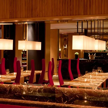 The Fitzwilliam Hotel Belfast-3