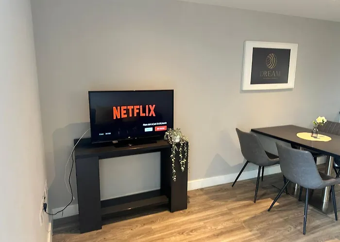 Obel Apartments By Beehosting